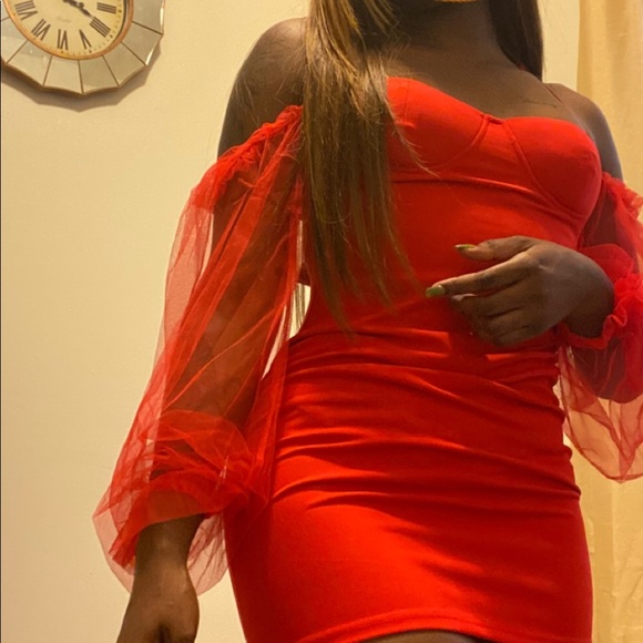 Dress - Picture 5 of 5